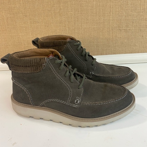 Clarks Men’s Barnes Mid Ankle Boot Dark Grey Suede Size 9.5 M Grip Sole Shoe main image 11